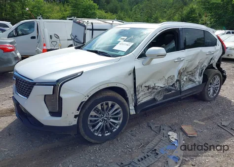 2024 Cadillac Xt4 Awd Premium Luxury z USA, uszkodzony, nr VIN 1GYFZDR43RF147835